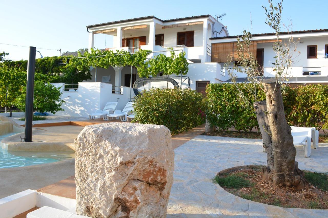 Apartments Goran Вир Экстерьер фото